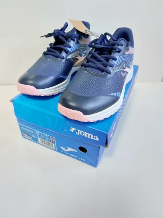 Joma JR3OW2428. Zapatilla deportiva running.