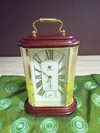 Reloj de Carruaje y Sobremesa K. Well