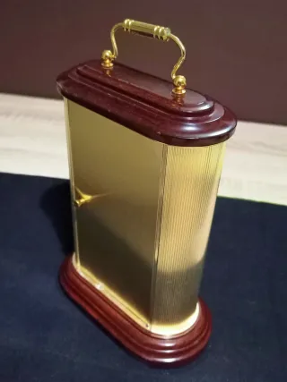 Reloj de Carruaje y Sobremesa K. Well