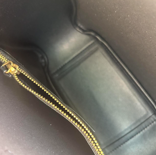 Bolso Saint Laurent Hobo Negro Dorado