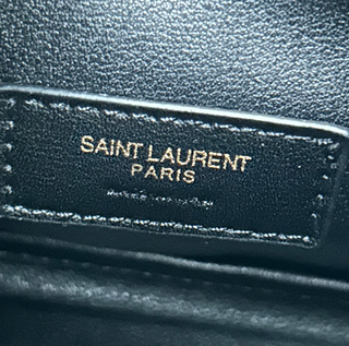 Bolso Saint Laurent Hobo Negro Dorado