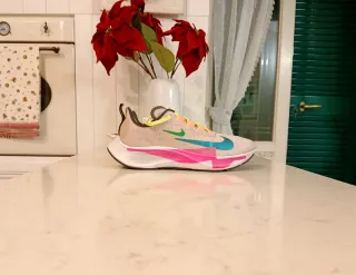 Nike Zoom Pegasus 38 Beige/Rosa