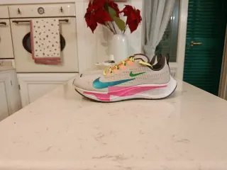 Nike Zoom Pegasus 38 Beige/Rosa