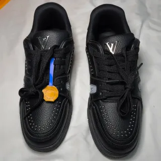 Zapatilla deportiva LV Trainer de Louis Vuitton