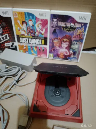 Consola Nintendo Wii Roja + Juegos y Accesorios