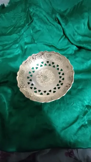 Piatto decorativo in ottone