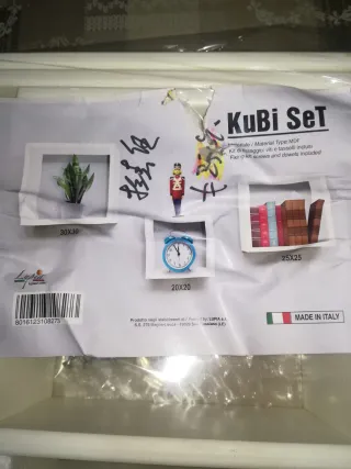 Set mensole quadrate bianche