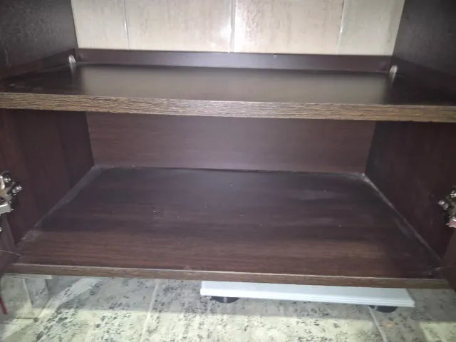 Mueble de baño. Regalo espejo