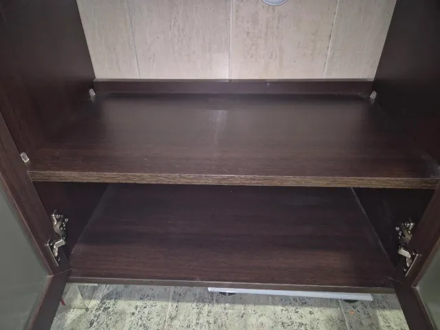 Mueble de baño. Regalo espejo