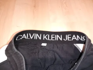 Pantalón chándal Calvin Klein negro y blanco