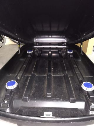 Cofre de techo Bermude 4000 con barras