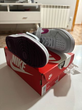 Zapatillas Nike Niña Rosa y Blanco talla 29,5