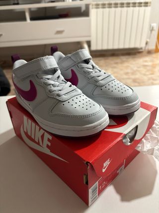 Zapatillas Nike Niña Rosa y Blanco talla 29,5