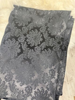 Tela fallera damasco negro corte traje