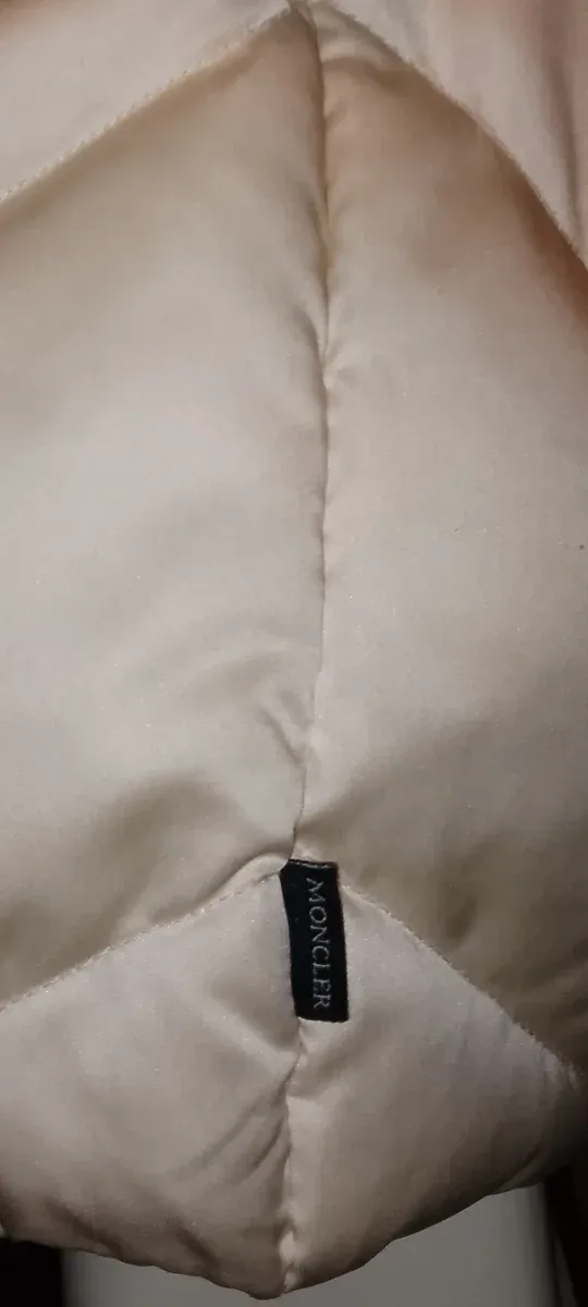 Moncler Piumino Beige Donna
