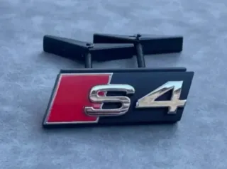 Audi S4 Logo Emblema de Parilla Calandra
