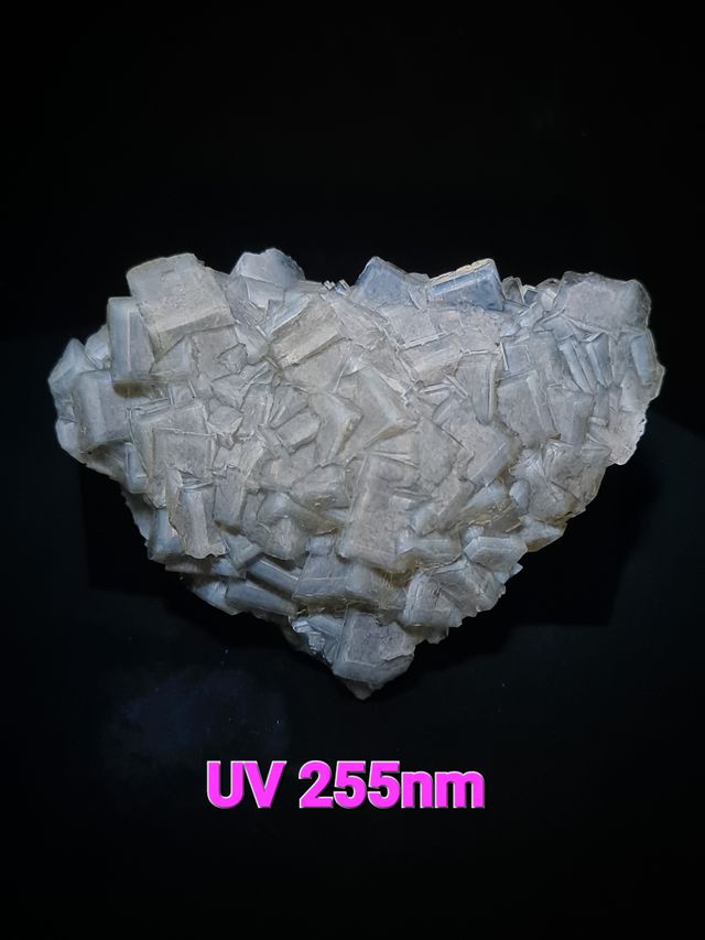 Fluorite Minerale Fluorescente e Fosforescente