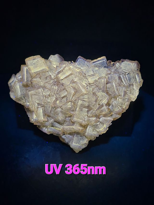 Fluorite Minerale Fluorescente e Fosforescente