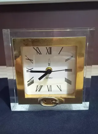 Reloj de Latón y Metacrilato AXI