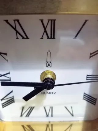 Reloj de Latón y Metacrilato AXI