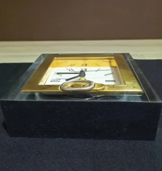 Reloj de Latón y Metacrilato AXI