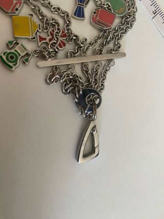 Pulsera dijes colgando Victorio Lucchino