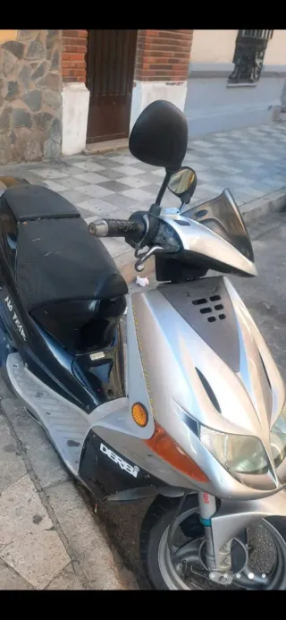 Carenado Faro Delantero Derbi Predator