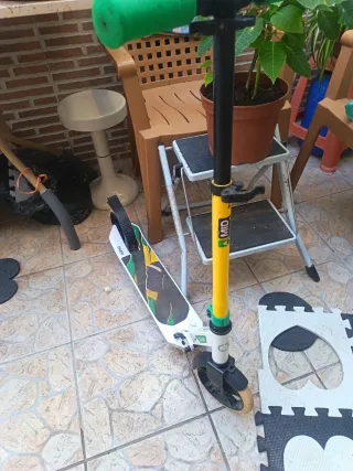 Patinete infantil poco uso