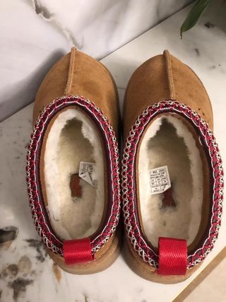 UGG Suela Gruesa Boho Talla 38