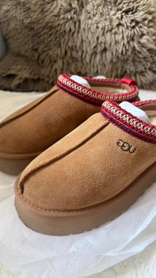 UGG Boho Chic Talla 36 Marrón
