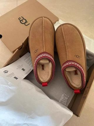 UGG Plataforma Boho Talla 36