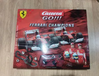 Scalextric Carrera GO!!! Ferrari Champions