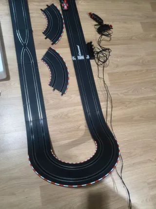 Scalextric Carrera GO!!! Ferrari Champions