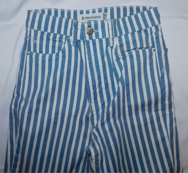 Pantalón vaquero rayas azul y blanco