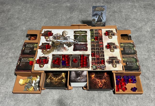 Tablero jugador Tainted grail King of Ruins y TG