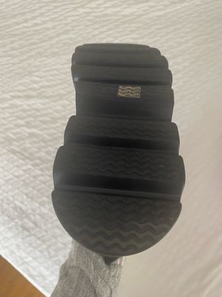 Zapatos negros con cordones y plataforma