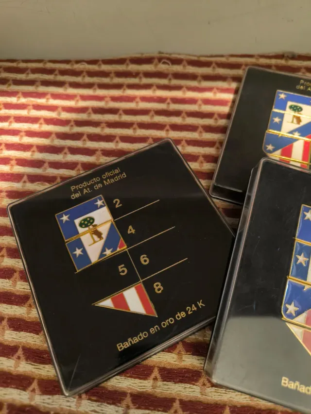 Escudos Pin Atlético de Madrid Bañados en Oro