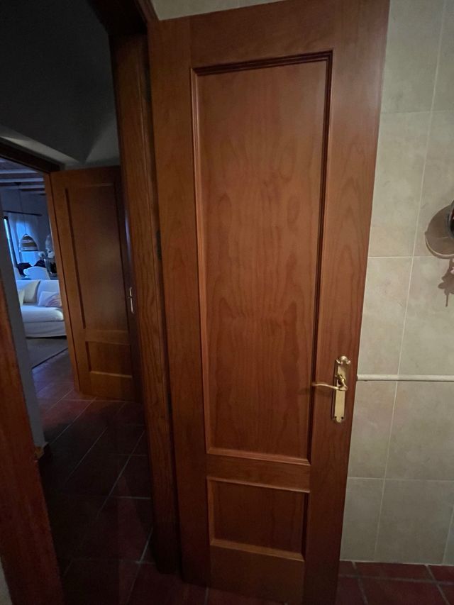 7 Puertas de Madera altura 200* 73