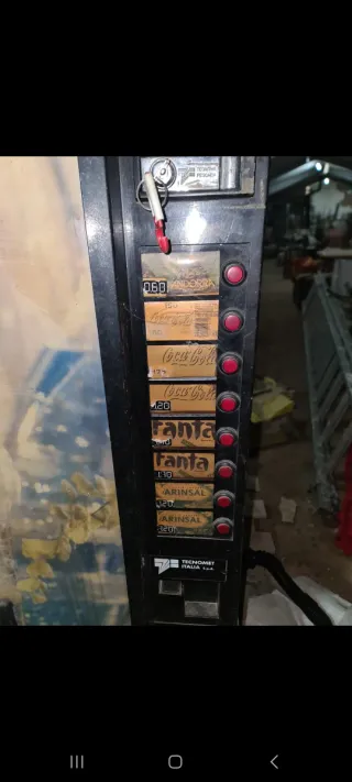 Maquina expendedora vending