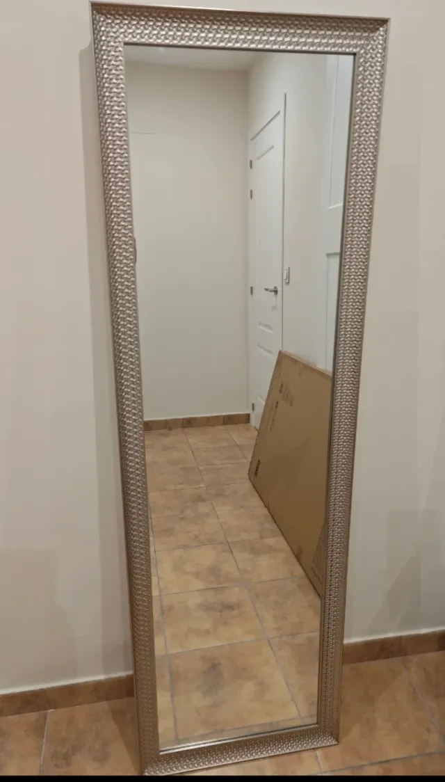 Specchio con Cornice Argentata