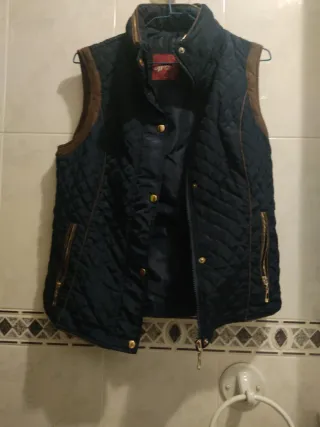 Chaleco acolchado mujer azul y marrón