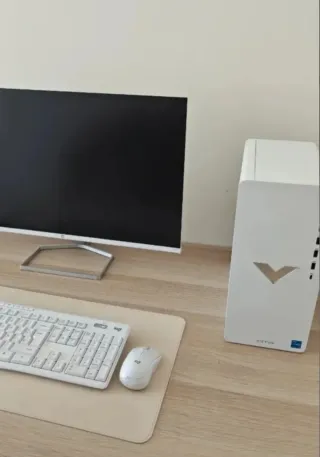 PC ALTA GAMA HP Victus Bianco per ufficio e gaming