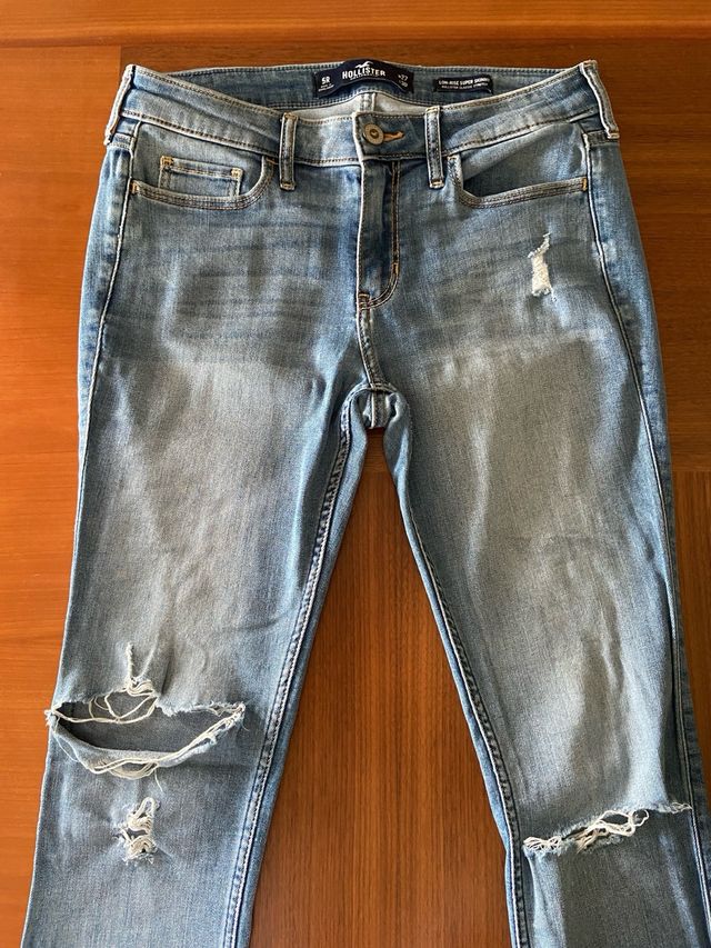 Pantalón pitillo Hollister