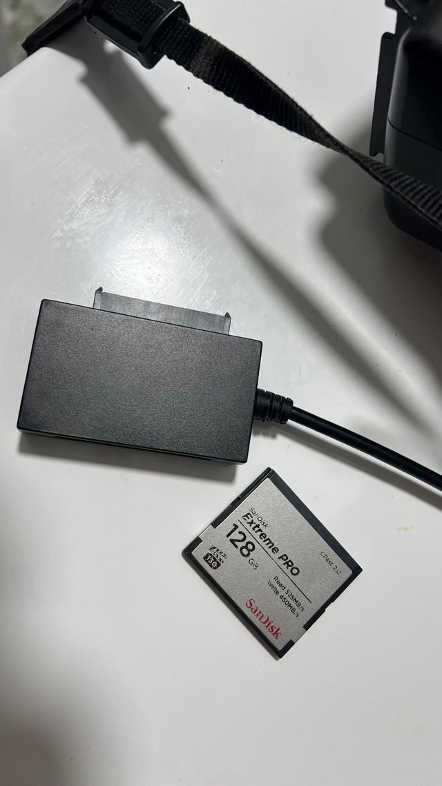 Blackmagic Pocket 4K+grip+metabones sb+card 128gb