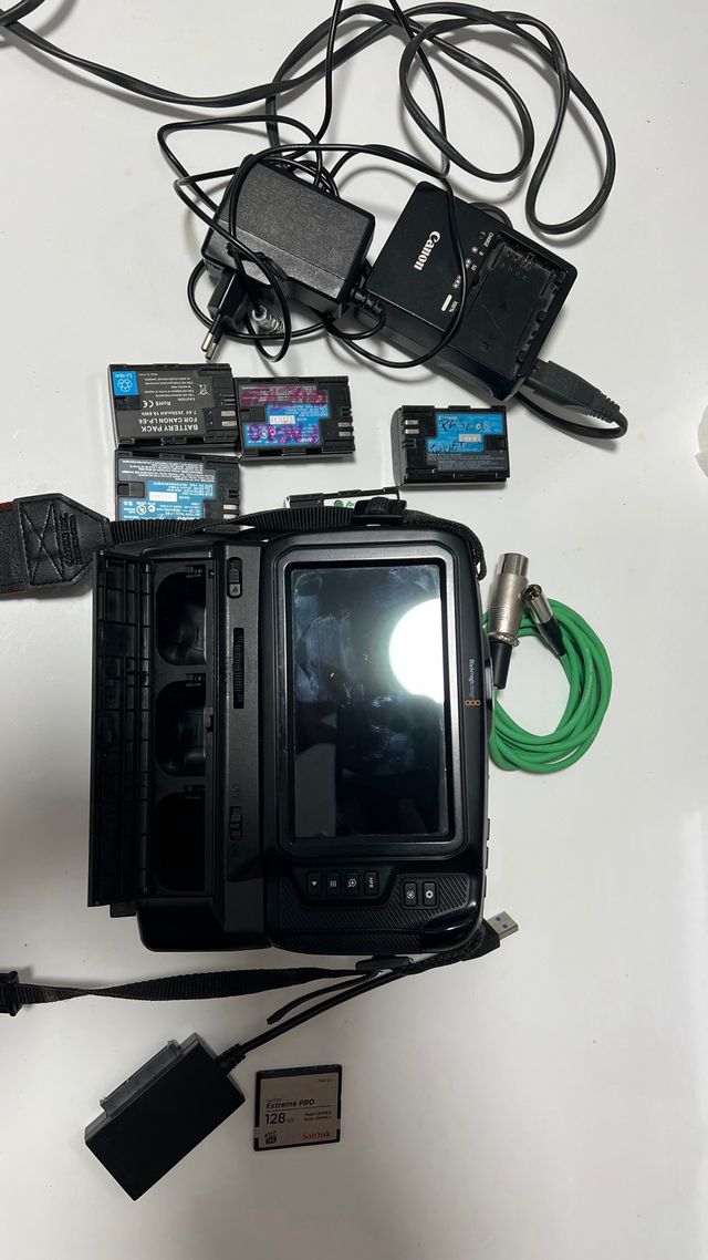 Blackmagic Pocket 4K+grip+metabones sb+card 128gb