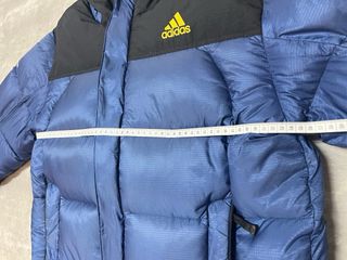 Plumífero Adidas retro 90. Talle XL ideal frío