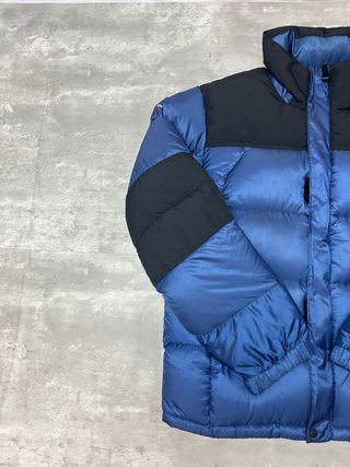 Plumífero Adidas retro 90. Talle XL ideal frío