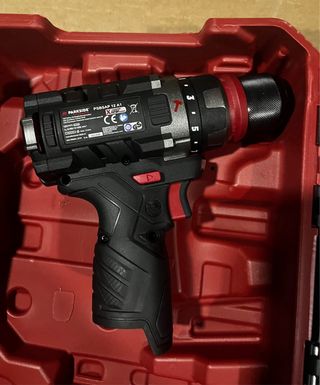 Taladro percutor Parkside 12V performance