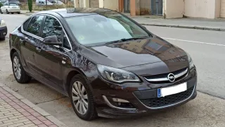 Opel Astra 2013