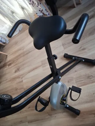 Bicicleta statica pieghevole